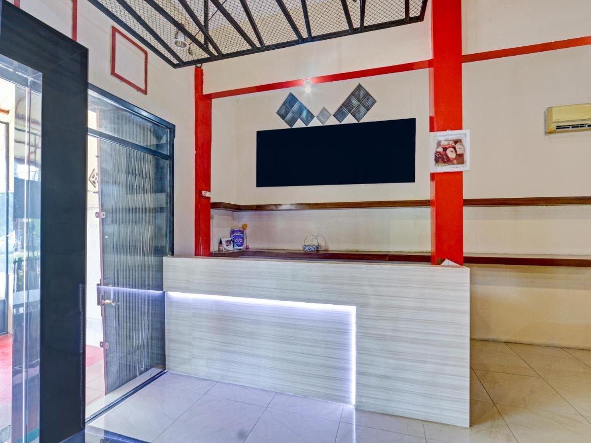 Oyo 90553 Arteri Guest House Semarang Kültér fotó