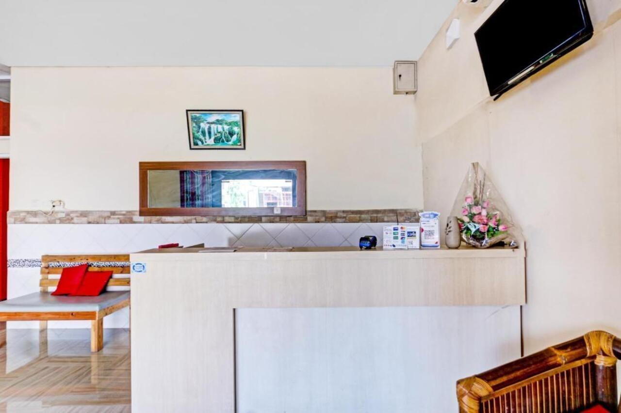 Oyo 90553 Arteri Guest House Semarang Kültér fotó